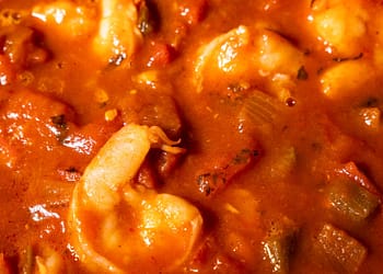 Spice up your dinner with this mouthwatering Shrimp Creole recipe!