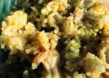 instant pot chicken broccoli rice casserole—creamy and cheesy
